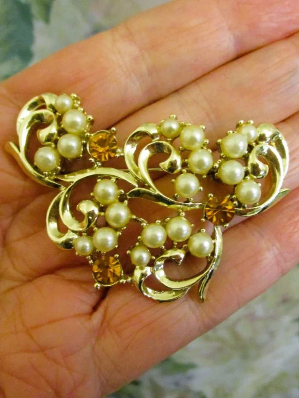 Vintage ART NOUVEAU Brooch: Goldenrod Rhinestone Pearl Swirl, Gold Plate